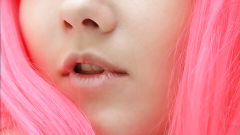 Pink haired Russian teen Chanel Fenn...