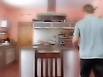 Tchechien Milf Is Fucking By You...