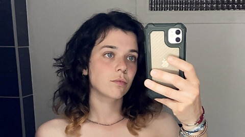 I wanna know what you think of my body 😋